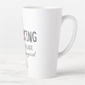 Funny Ouderschap Village and Vineyard Quote Latte Mok (Rechts)