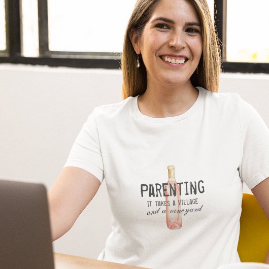 Funny Ouderschap Village and Vineyard Quote T-shirt