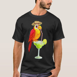Funny Parrot Drink gevaccineerde vogels van Margar T-shirt
