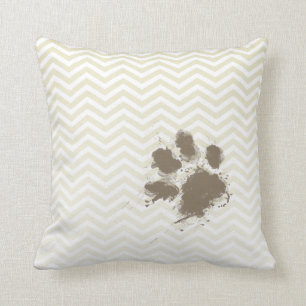 Funny Pawprint op Beige Chevron; zigzag Kussen