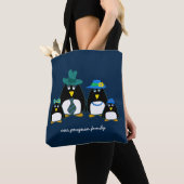 Funny Penguin Familie met 4 kerstcadeautjes Canvas Tote Bag (Dichtbij)