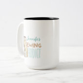 Funny Personalised Name Seamstress Seamstress Sewi Tweekleurige Koffiemok (Voorkant links)