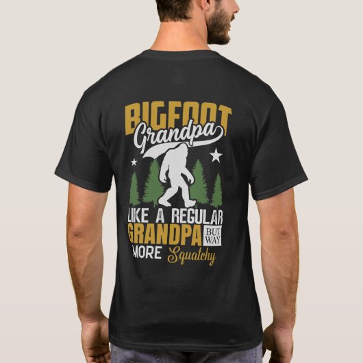Funny Personalized Big Foot Grandpa T-shirt (Achterkant)