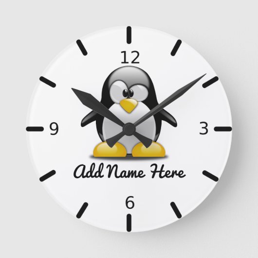Funny Personalized Penguin Ronde Klok (Voorkant)