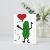 Funny Pickle houdt Red Heart-ballon Briefkaart (Staand voorkant)