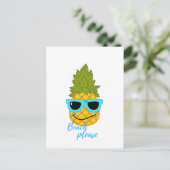 Funny Pineapple Chilling with Summer Sunbril Briefkaart (Staand voorkant)