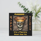 Funny Pirate Skull Halloween Party Invitation Kaart (Staand voorkant)