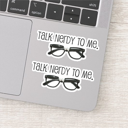 #Funny Praat nerd tegen me #Geek #Nerd Sticker (Detail)