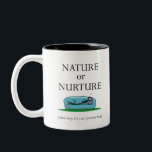 Funny Psychology Natuur of Nurture Parent's Fault Tweekleurige Koffiemok<br><div class="desc">Grappig psychologisch geschenk voor psycholoog,  psychologische leraar of psycholoog-majoor. Ideaal voor therapeut of voor iedereen die psychoanalyse gebruikt. Design zegt: Natuur of verzorging. Hoe dan ook is het de schuld van je ouders</div>