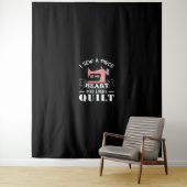 Funny Quilters Quilters Gifts Wandkleed (In situ)