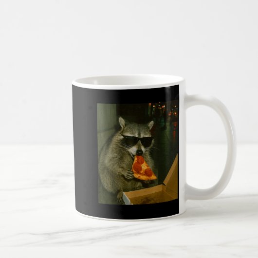 Funny Raccoon Eating Zza Animal Meme  Koffiemok (Rechts)