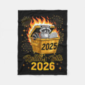 Funny Raccoon Rollin's Into 2026 New Year Matching Fleece Deken (Voorkant)