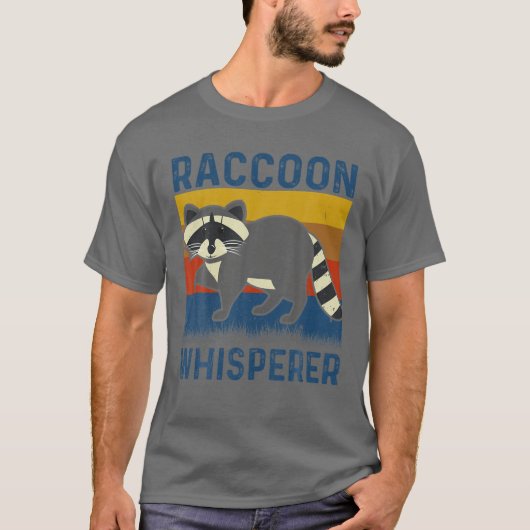 Funny Raccoon Whisperer T-shirt (Voorkant)