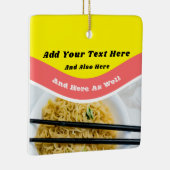Funny Ramen Noodles Packet Custom Message Keramisch Ornament (Rechts)