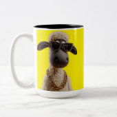 Funny Rapper Sheep Mug – Cute Pet Lover Gift Cup Tweekleurige Koffiemok (Links)