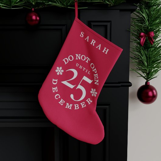 Funny Red opent pas na kerststopping Kleine Kerstsok