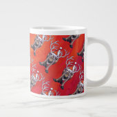 Funny Reindeer Pattern on Red Grote Koffiekop (Rechts)