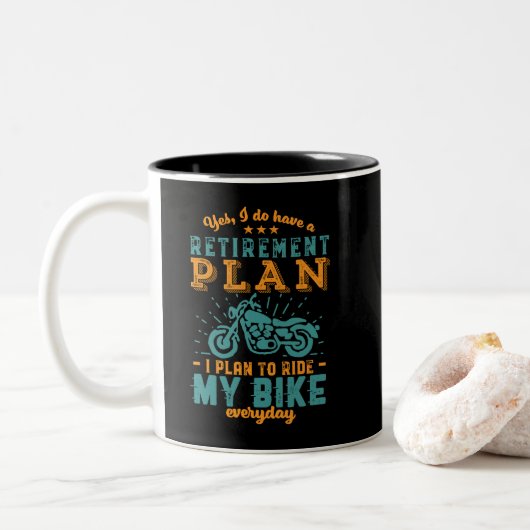 Funny Remotorcycle - pensioenplan voor bejaarde bi Tweekleurige Koffiemok (Met donut)