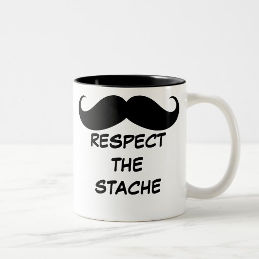 Funny Respect voor de Stache Mustache Mok (Rechts)