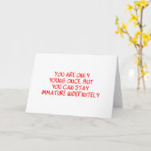 Funny Retirement Gezegde Kaart (Gele Bloem)