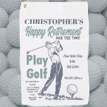 Funny Retirement Golfer Theme Retro Golf Golfhanddoek<br><div class="desc">Grappig golfhanddoek voor je favoriete gepensioneerde golfer. Monogrammen met naam en datum van pensionering. Retrostijl speelt golfthema compleet met zwendende golfer,  golfbal en golfgolf t-shirt. Fun en praktisch geschenk.</div>