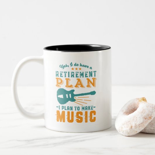 Funny Retirement Plan Maak Guitar Music Tweekleurige Koffiemok (Met donut)