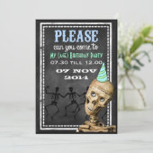 Funny Retro Chalkboard Kinder Partij Uitnodigingen (Staand voorkant)