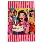Funny Retro Pop Art Birthday Party Surprise Medium Cadeauzakje (Achterkant)