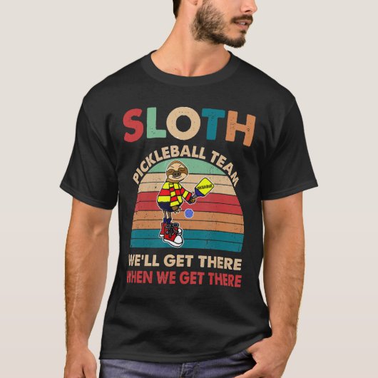 Funny Retro Sloth Pickleball Team Shirt SL (Voorkant)