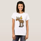 Funny Rubber Chicken Riding Moose Cartoon T-shirt (Voorkant volledig)