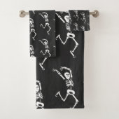 Funny Running Skeleton Black and White Halloween Bad Handdoek (Insitu)