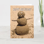 Funny Sand Person - Happy Birthday voor iedereen Kaart<br><div class="desc">Een leuke manier om "Happy Birthday" te zeggen voor iedereen die van het strand houdt,  zand of een sneeuwman van de "zomer". De binnentekst kan worden verlaten zoals is,  of het kan door u voor die toegevoegde aanraking worden gepersonaliseerd.</div>