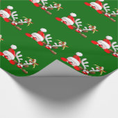 Funny Santa and Reindeer Cartoon Wrapping paper Cadeaupapier (Hoek)
