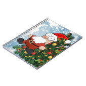 Funny santa claus en versierde kerstboom notitieboek (Linkerzijde)