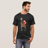 Funny Santa Giraffe kerstcadeau voor mannen T-shirt (Voorkant volledig)