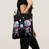 Funny Santa Skeletons Having a Snowball Fight  Tote Bag (Dichtbij)