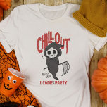 Funny Sarcastic GrimReaper Halloween Party Costume T-shirt<br><div class="desc">Gelukkig iedereen. Ben je klaar om de Halloween geest uit te dragen? Deze grappige 'Halloween Chill Out' die ik kreeg om een feest te vieren... is de beste manier om betrokken te raken bij verschrikkelijke nachtingen. Laten we deze 31ste Halloween vieren. Veel plezier met Trick or treat en halloween feestjes...</div>