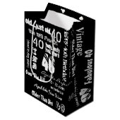Funny Sayings 40th Birthday Black Medium Cadeauzakje (Voorkant Gekanteld)