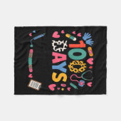 Funny School Nurse 100 Days Patching Tiny Humans I Fleece Deken (Voorkant (Horizontaal))