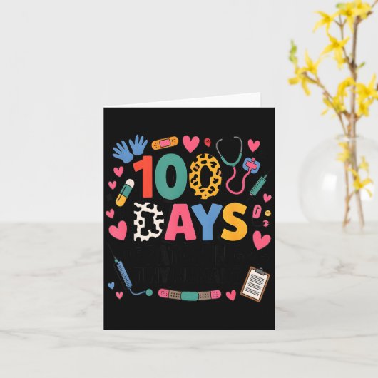 Funny School Nurse 100 Days Patching Tiny Humans I Kaart (Gele Bloem)