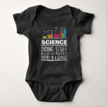 Funny Science Chemistry T Shirt for Nerds<br><div class="desc">Ken je een laboratoriumtechnicus of medisch technicus die dit t-shirt nodig heeft? Dit is het perfecte shirt voor laboratoriumhumor om te draag met schrobben en handschoenen voor de ziekenhuisweek!</div>