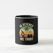 Funny Science Shirt Physics Biology Gift in Scienc Mok (Midden)