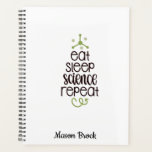 Funny Science-studentenschool, gepersonaliseerd ca Planner<br><div class="desc">Dit grappige "Eat Sleep Science Repeat"-ontwerp is perfect voor studenten van alle graden! Kan worden gepersonaliseerd met de naam van uw kind. Ideaal voor Terug naar schoolcadeau,  cadeau van de verjaardag van het Kind en andere feestdagen cadeaus.</div>