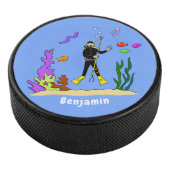 Funny scuba-duiker en cartoon van zee hockey puck (3/4)