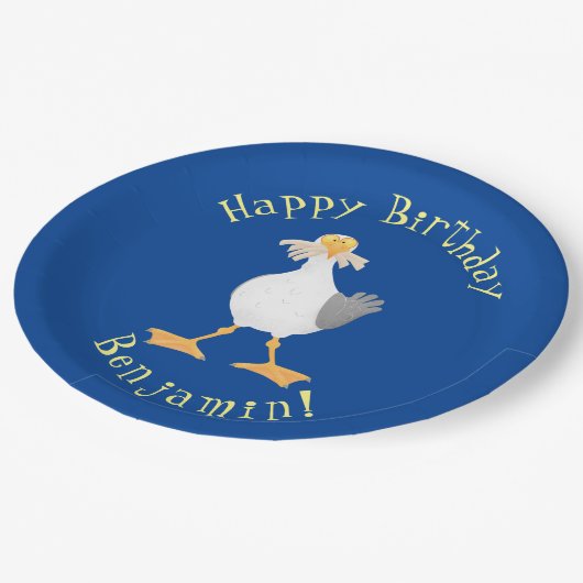 Funny seagull met Franse frieten cartoon Papieren Bordje (Gekanteld)