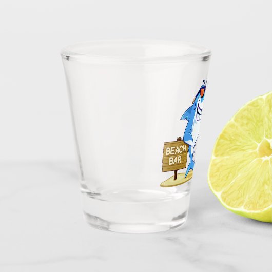 Funny Shark, aangepast tekstglas Shot Glas (Links)