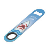 Funny Shark Cartoon BBQ party bij Beach Speed Flessenopener (Voorkant Gekanteld)