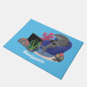 Funny shark die tv-cartoon bekijkt deurmat (Schuin)