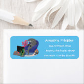 Funny shark die tv-cartoon bekijkt etiket (Insitu)