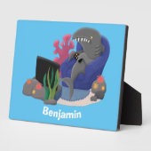Funny shark die tv-cartoon bekijkt fotoplaat (Zijkant)